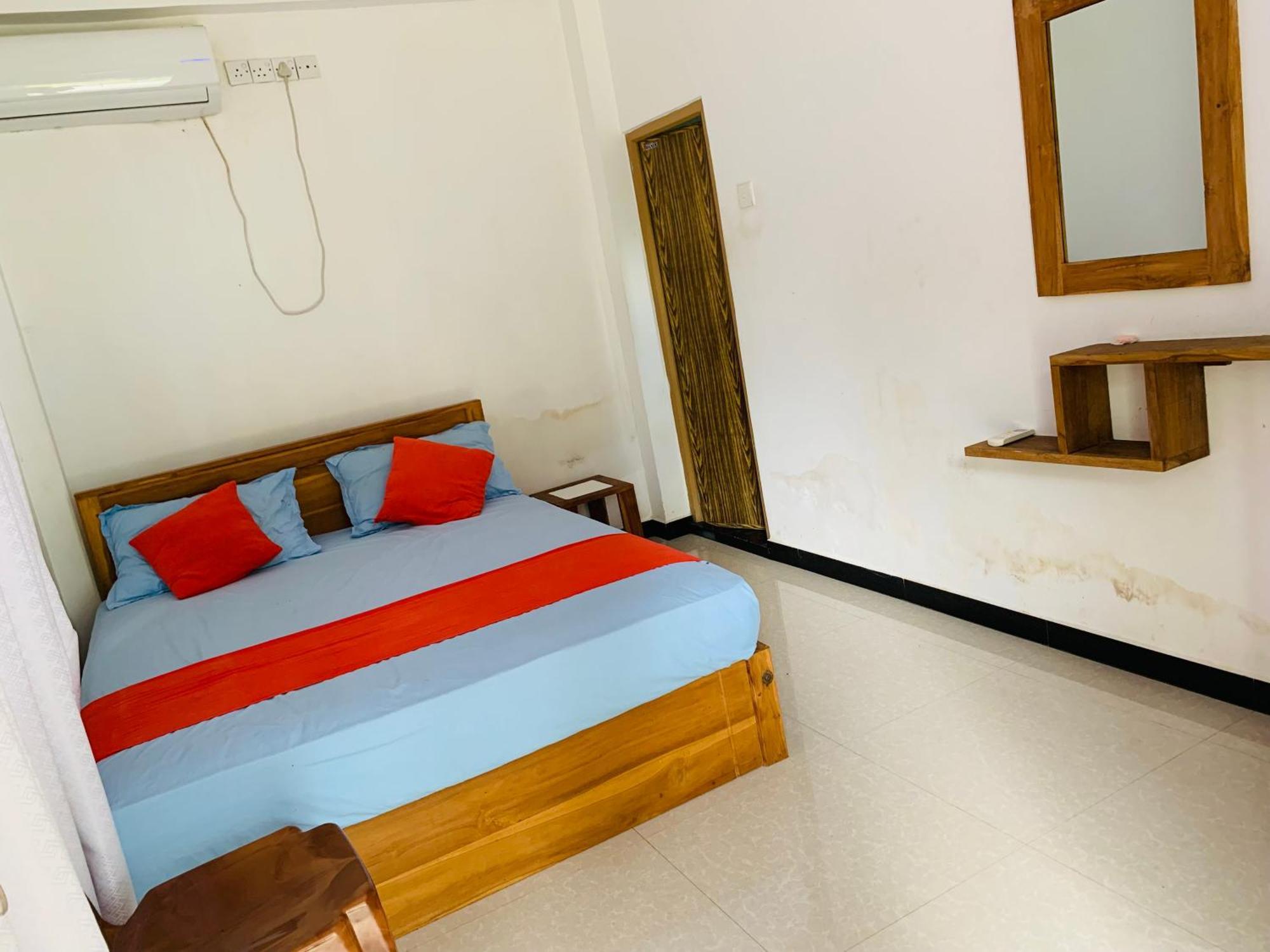 Chill House Safari Resort Udawalawe Exterior photo