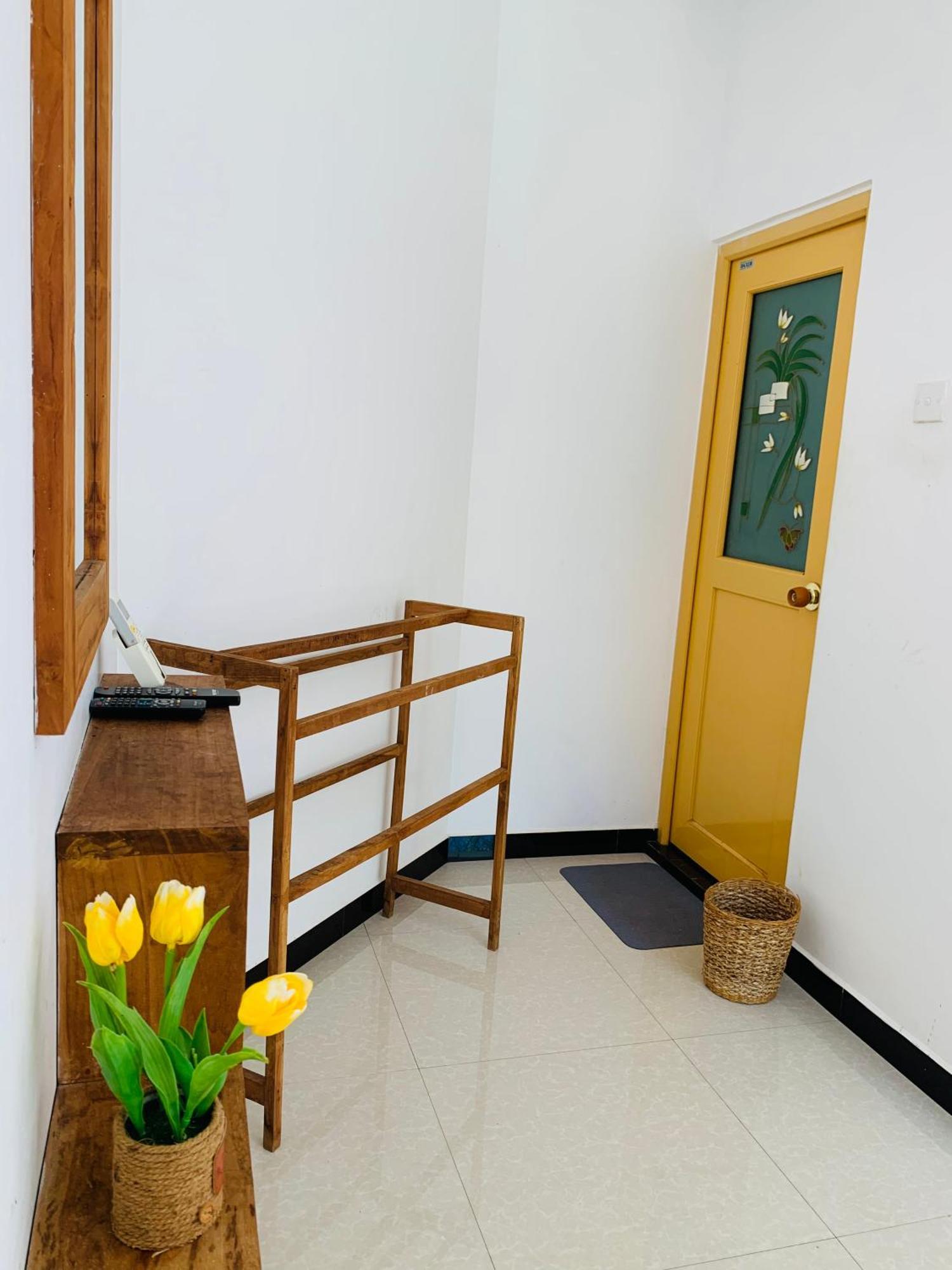 Chill House Safari Resort Udawalawe Exterior photo