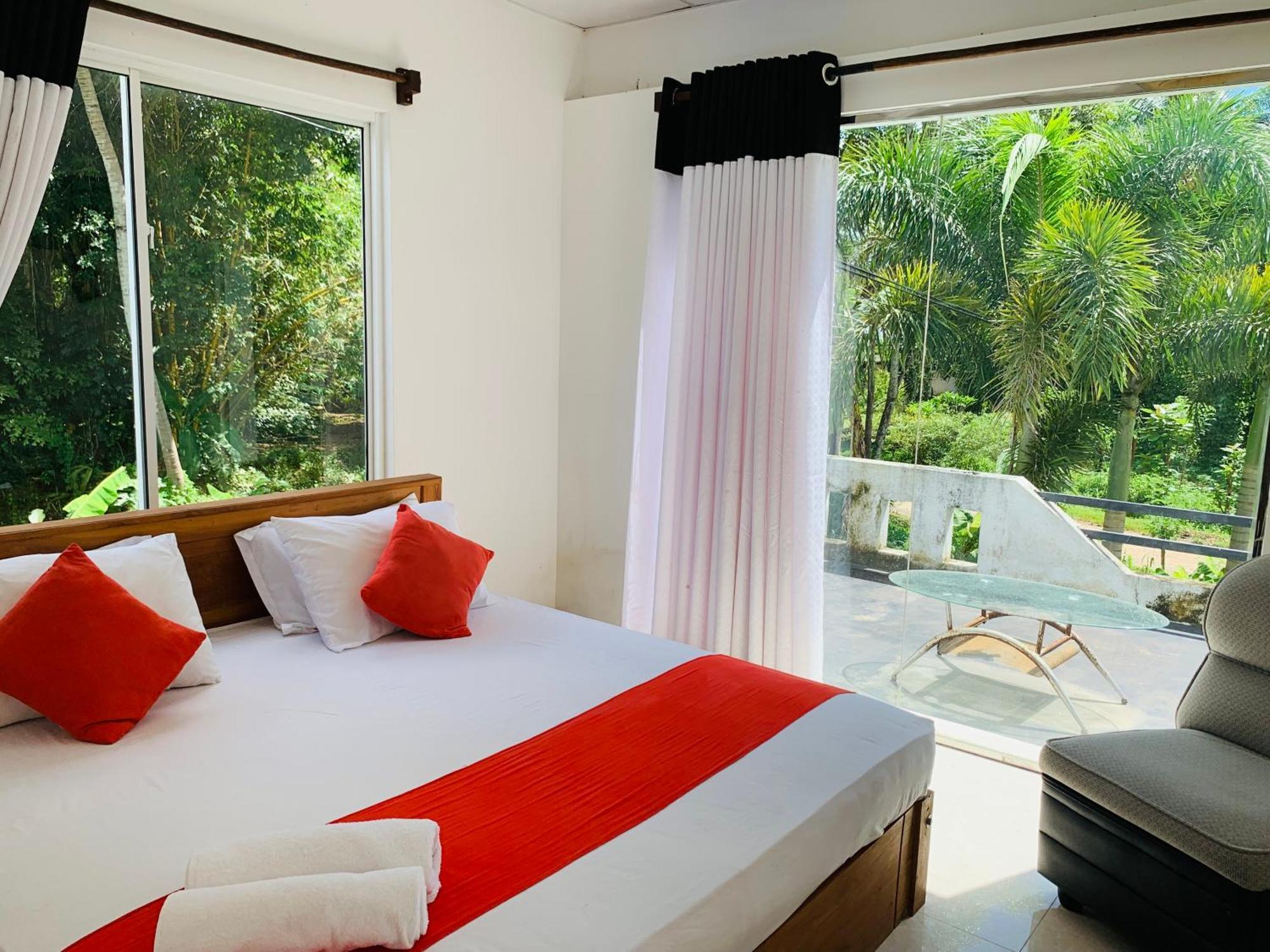Chill House Safari Resort Udawalawe Exterior photo